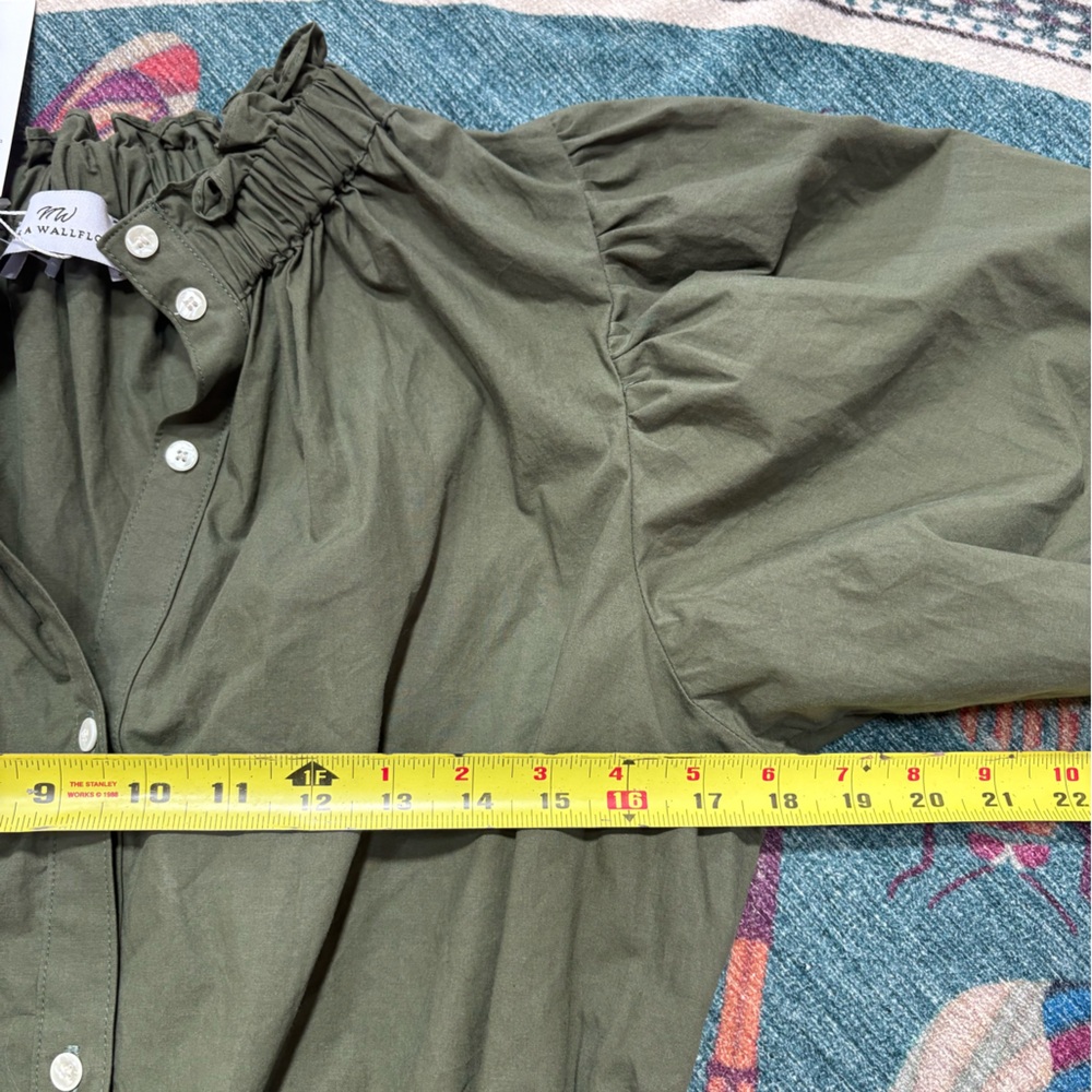 NWT Never a Wallflower Ruffled Collar Button-Front Dress in Olive Green M - Picture 4 of 5